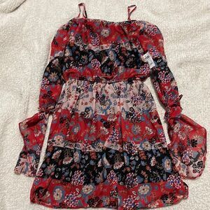 NWT- Charlotte Russe- XS. Off shoulder velvet floral print dress